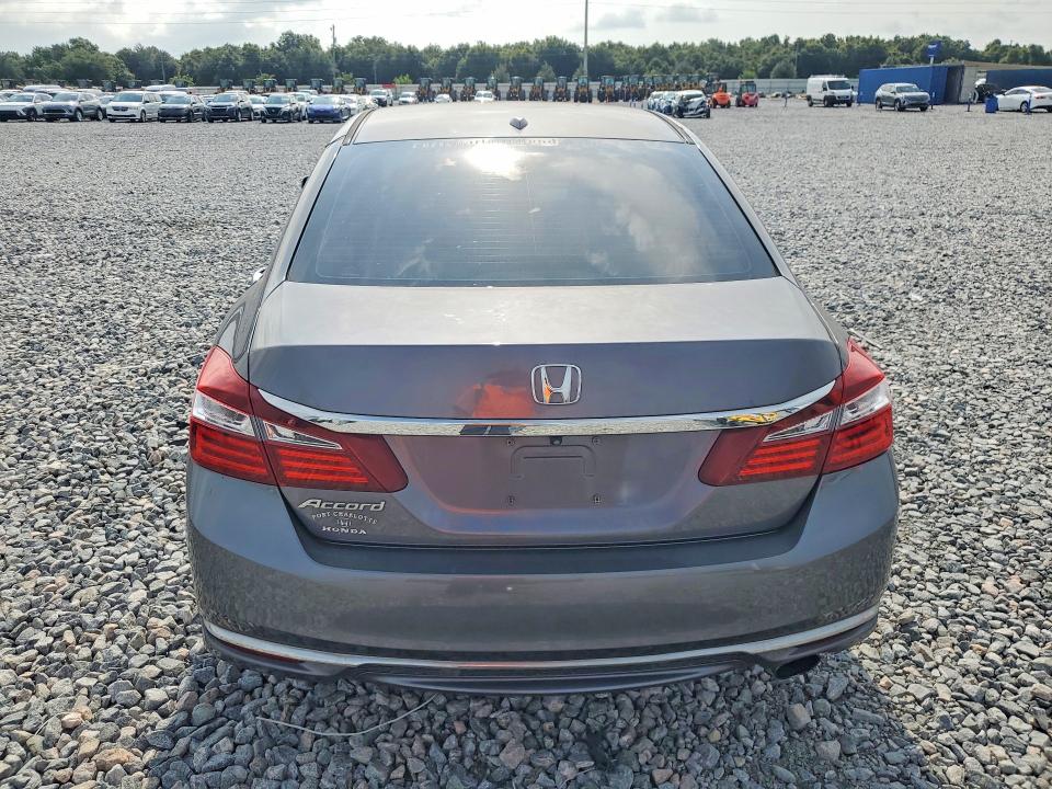 Продажа на аукционе авто 2016 Honda Accord, vin: 1HGCR2F80GA011498, номер лота: 62954496