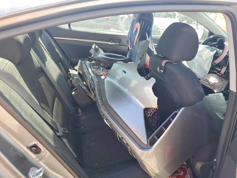 2019 Hyundai Elantra მანქანა იყიდება აუქციონზე, vin: 5NPD74LF4KH424985, აუქციონის ნომერი: 60600646