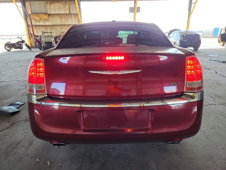 Продажа на аукционе авто 2014 Chrysler 300, vin: 2C3CCAAG4EH263024, номер лота: 85635975