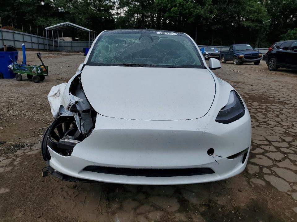 60581706 :رقم المزاد ، 7SAYGDEF1PF832951 vin ، 2023 Tesla Model Y مزاد بيع