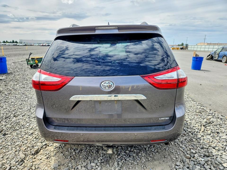 61089666 :رقم المزاد ، 5TDYK3DC3FS617417 vin ، 2015 Toyota Sienna مزاد بيع