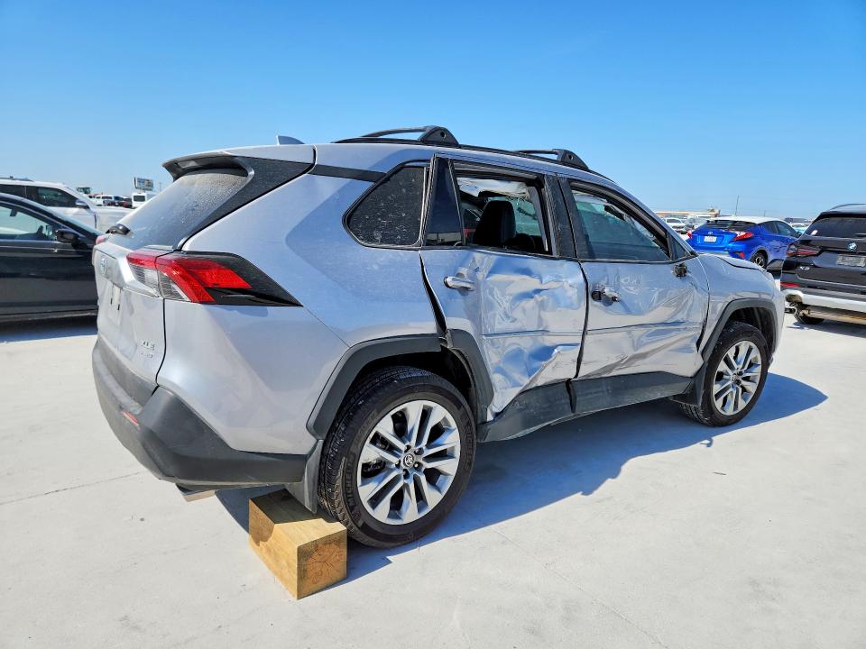 2023 Toyota Rav4 მანქანა იყიდება აუქციონზე, vin: 2T3A1RFV3PC393184, აუქციონის ნომერი: 62625476
