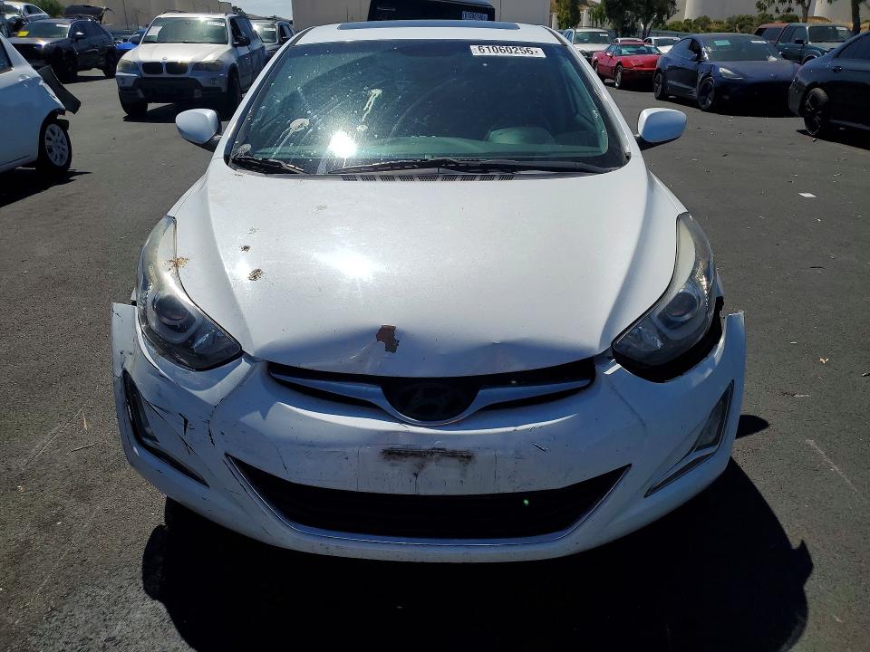 2015 Hyundai Elantra მანქანა იყიდება აუქციონზე, vin: 5NPDH4AE2FH550095, აუქციონის ნომერი: 61060256