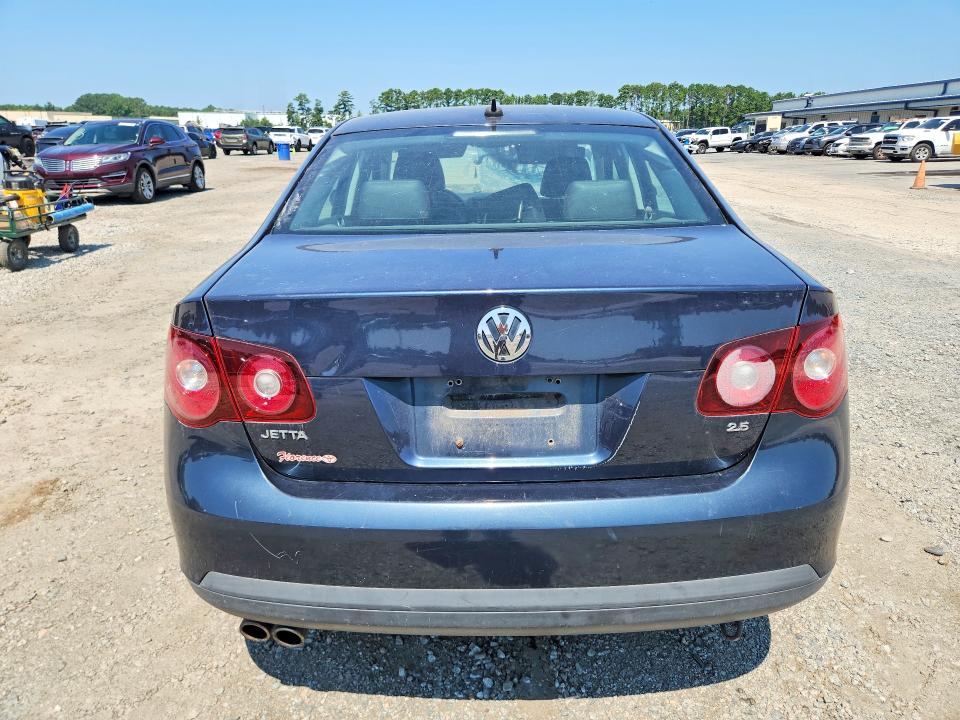 2008 Volkswagen Jetta მანქანა იყიდება აუქციონზე, vin: 3VWRZ71K18M118733, აუქციონის ნომერი: 62922776