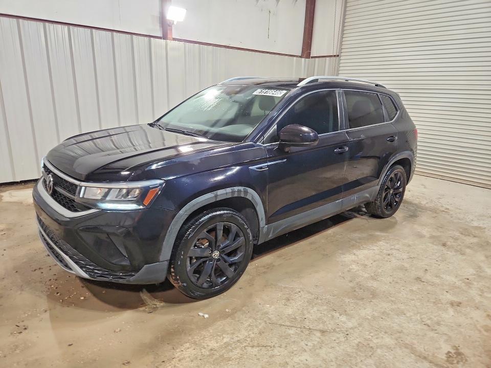 Продаж на аукціоні авто 2022 Volkswagen Taos, vin: 3VVYX7B24NM063355, номер лоту: 61916646
