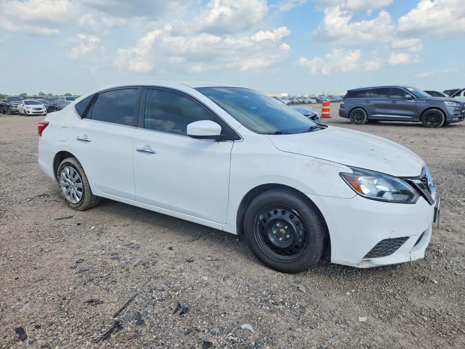 Продаж на аукціоні авто 2017 Nissan Sentra, vin: 3N1AB7AP5HY247702, номер лоту: 62910026