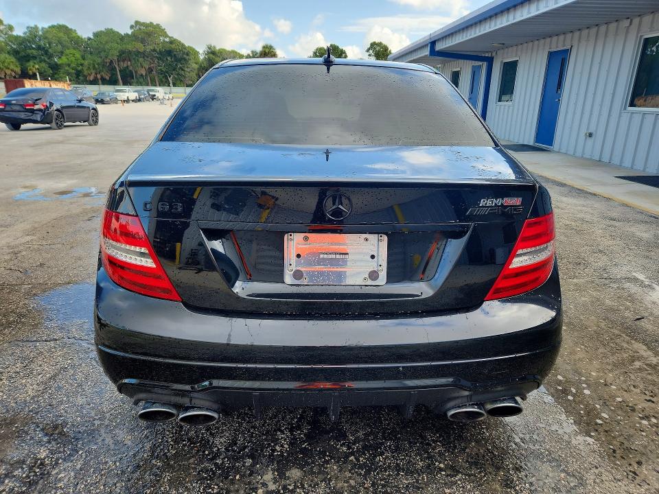2014 Mercedes-benz C მანქანა იყიდება აუქციონზე, vin: WDDGF7HB7EA961679, აუქციონის ნომერი: 58467426