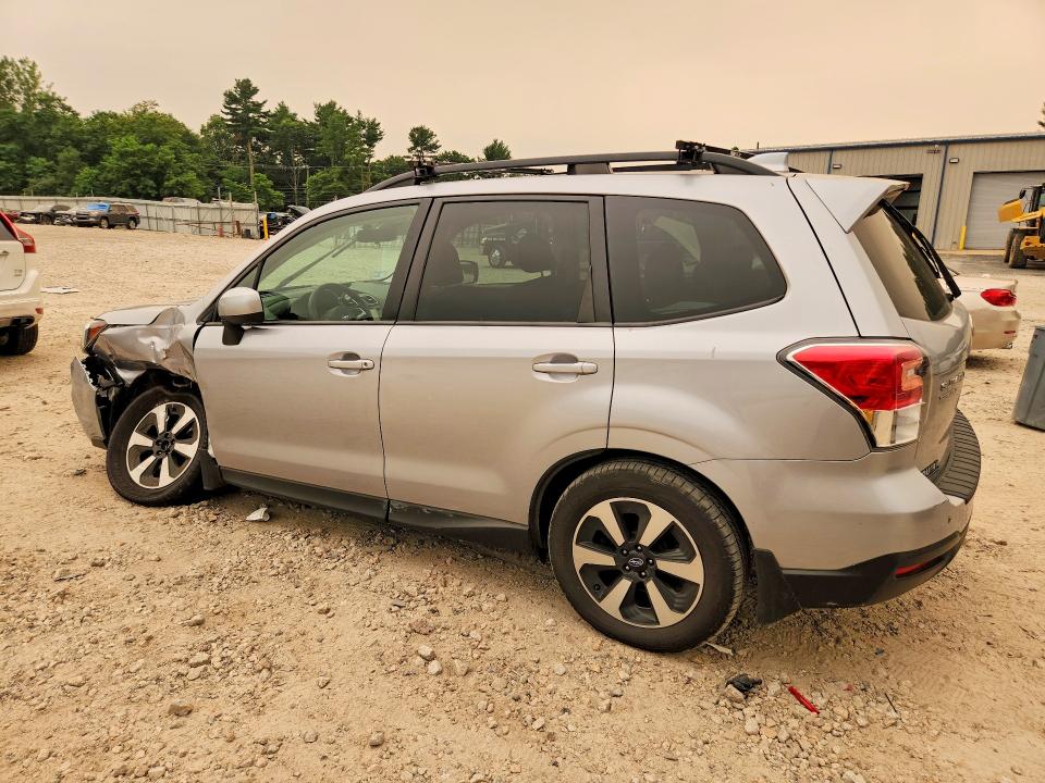 60899596 :رقم المزاد ، JF2SJAEC8HH455675 vin ، 2017 Subaru Forester مزاد بيع
