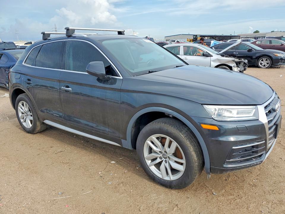 60624866 :رقم المزاد ، WA1ANAFY2L2019385 vin ، 2020 Audi Q5 مزاد بيع