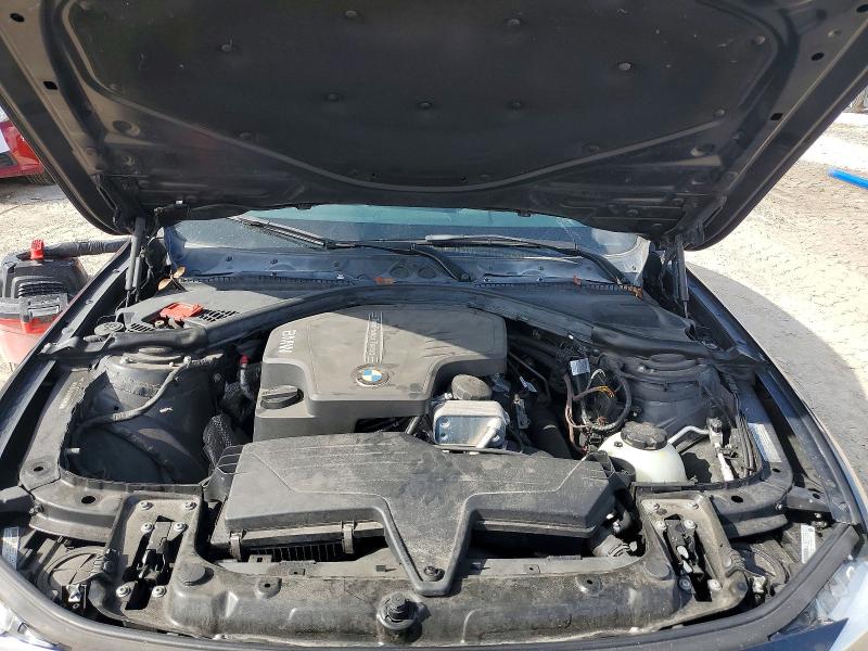 61864466 :رقم المزاد ، WBA3A5G50DNP21529 vin ، 2013 Bmw 328 مزاد بيع