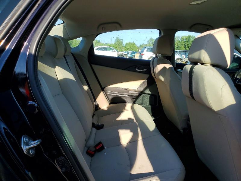 60684846 :رقم المزاد ، 2HGFC2F57JH540928 vin ، 2018 Honda Civic مزاد بيع