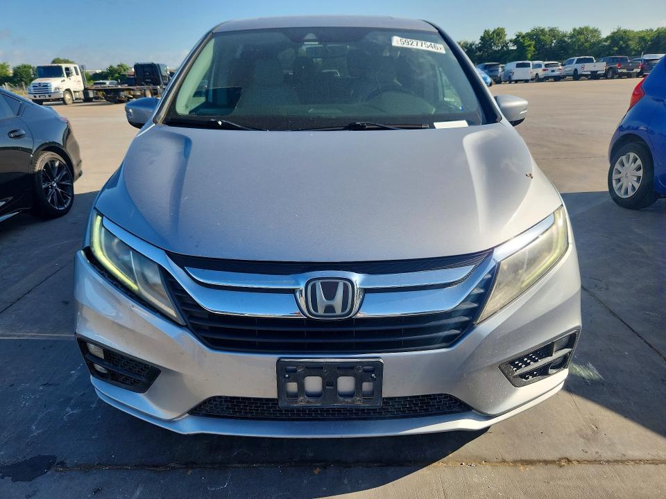 59277546 :رقم المزاد ، 5FNRL6H79JB003792 vin ، 2018 Honda Odyssey مزاد بيع