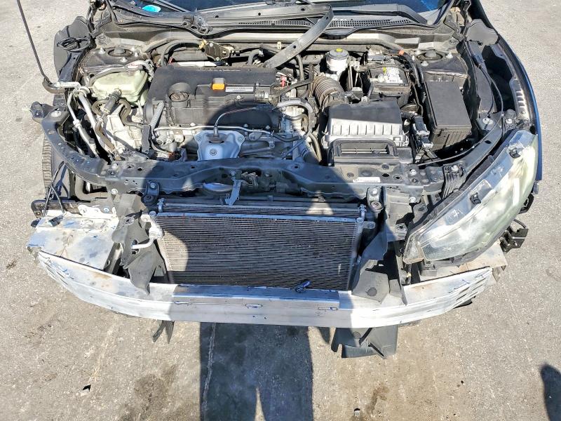 Продажа на аукционе авто 2018 Honda Civic, vin: 19XFC2F50JE007913, номер лота: 60698986