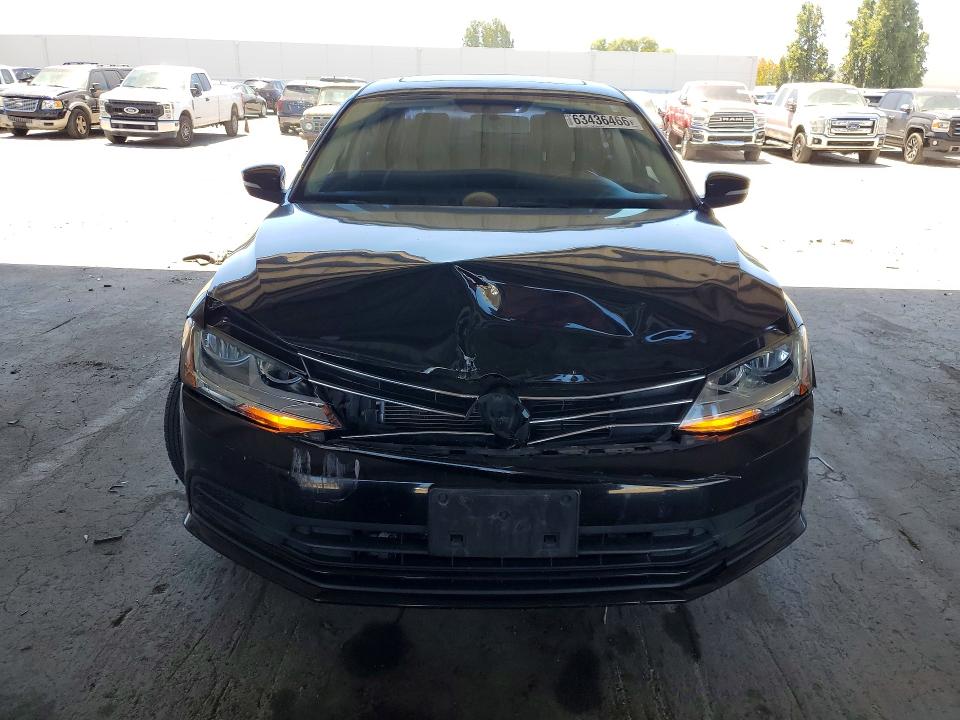 63436466 :رقم المزاد ، 3VWDB7AJXHM219419 vin ، 2017 Volkswagen Jetta مزاد بيع