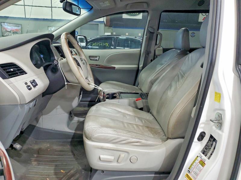 Aukcja sprzedaży 2011 Toyota Sienna, vin: 5TDDK3DC0BS019018, numer aukcji: 63382846