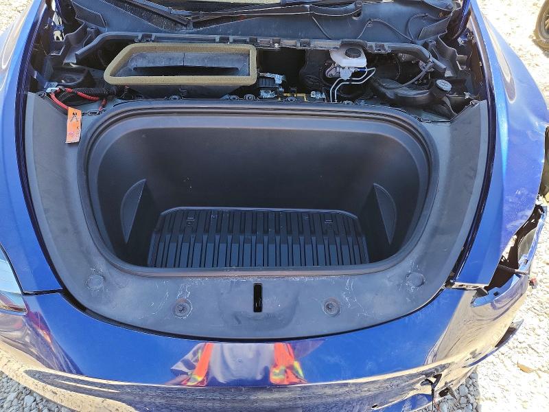 60653596 :رقم المزاد ، 5YJYGAEE8MF196818 vin ، 2021 Tesla Model Y مزاد بيع