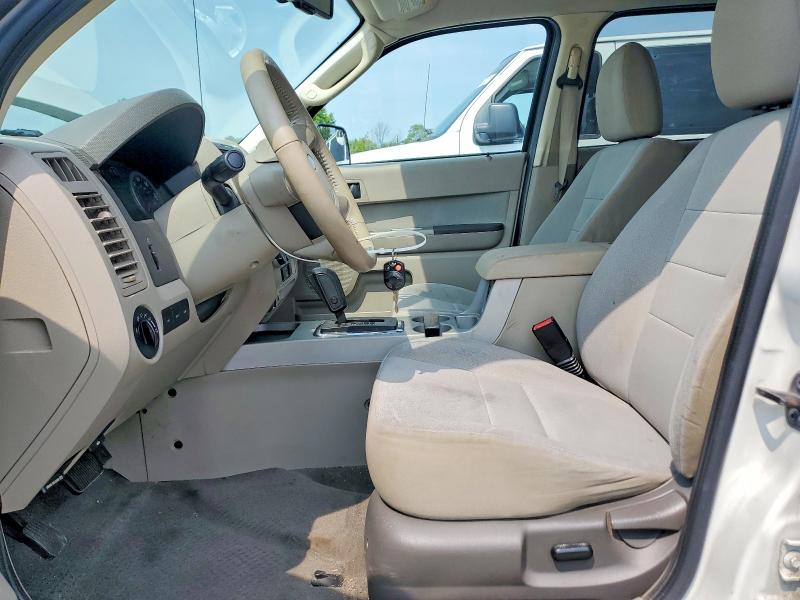 2010 Ford Escape მანქანა იყიდება აუქციონზე, vin: 1FMCU0D76AKD48198, აუქციონის ნომერი: 59982536