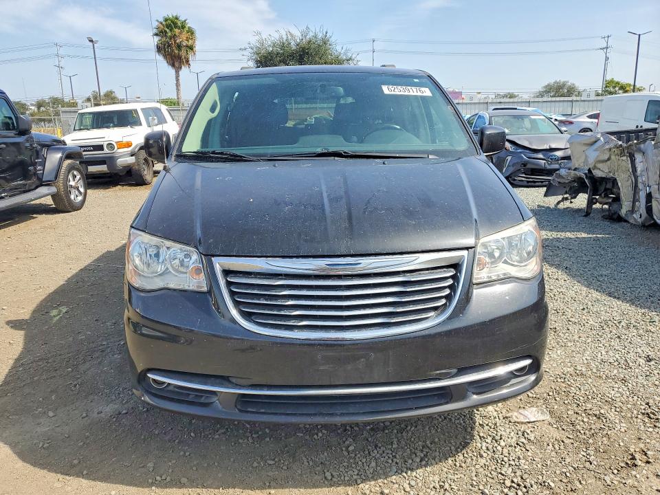 62539176 :رقم المزاد ، 2C4RC1BG7GR290901 vin ، 2016 Chrysler Town & Country مزاد بيع