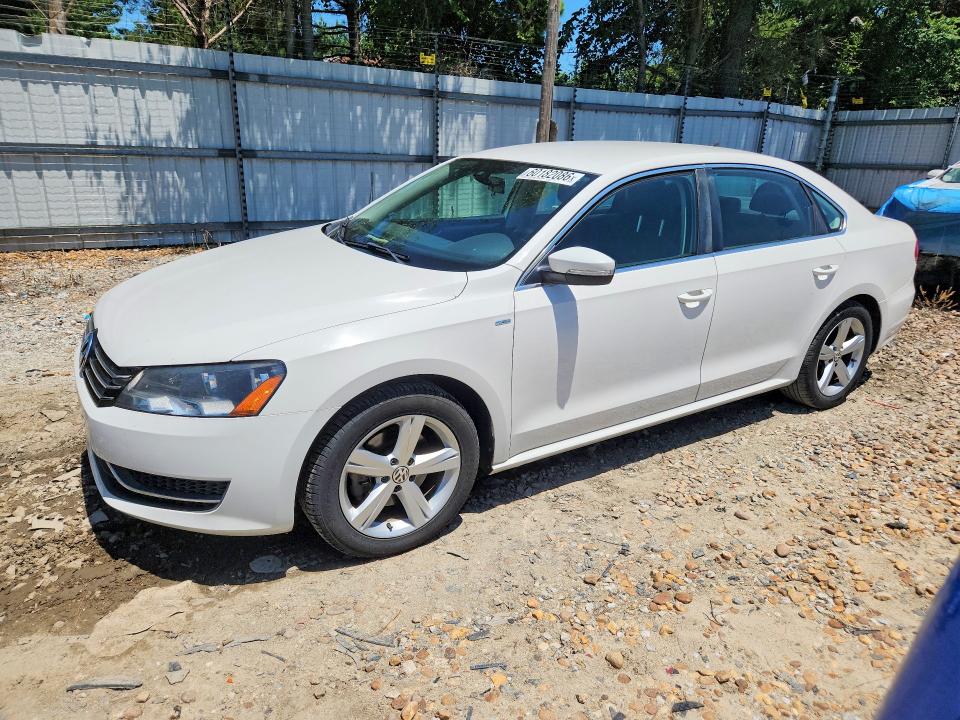 60182086 :رقم المزاد ، 1VWAT7A34EC023619 vin ، 2014 Volkswagen Passat مزاد بيع