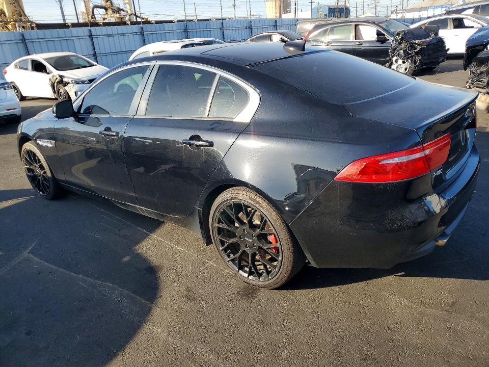 2017 Jaguar Xe მანქანა იყიდება აუქციონზე, vin: SAJAJ4BV8HCP14987, აუქციონის ნომერი: 62630826