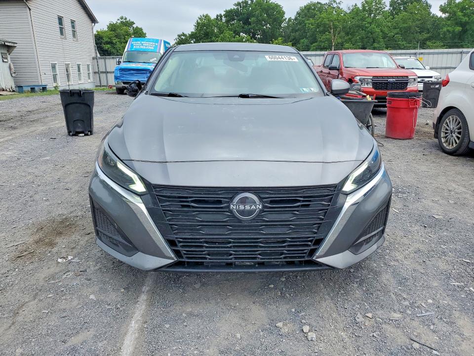 Auction sale of the 2023 Nissan Altima, vin: 1N4BL4DV0PN333928, lot number: 60044136