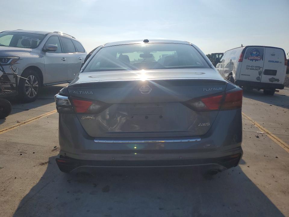 60187086 :رقم المزاد ، 1N4BL4FW8LC233782 vin ، 2020 Nissan Altima مزاد بيع