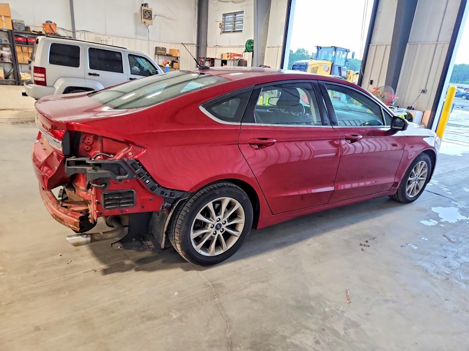 60940546 :رقم المزاد ، 3FA6P0H7XHR148617 vin ، 2017 Ford Fusion مزاد بيع
