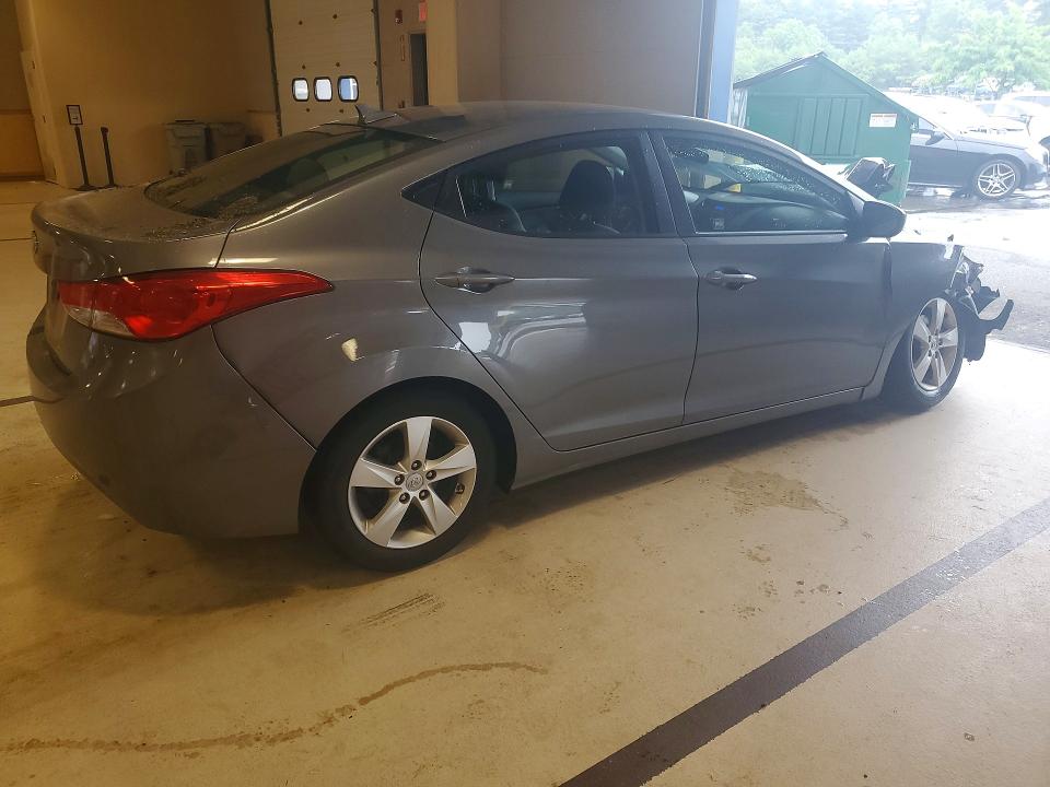 2013 Hyundai Elantra მანქანა იყიდება აუქციონზე, vin: 5NPDH4AE0DH296707, აუქციონის ნომერი: 59860236