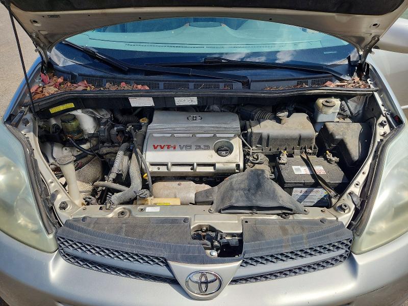 61099216 :رقم المزاد ، 5TDZA22C65S319074 vin ، 2005 Toyota Sienna مزاد بيع