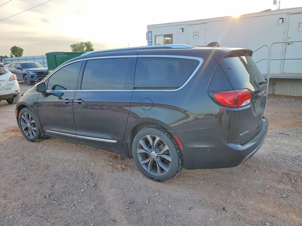 Продажа на аукционе авто 2017 Chrysler Pacifica, vin: 2C4RC1GG7HR665132, номер лота: 62828476