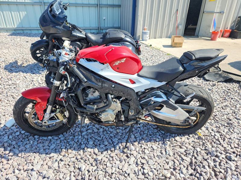 Продажа на аукционе авто 2015 Bmw S 1000, vin: WB10D2108FZ351397, номер лота: 61029326