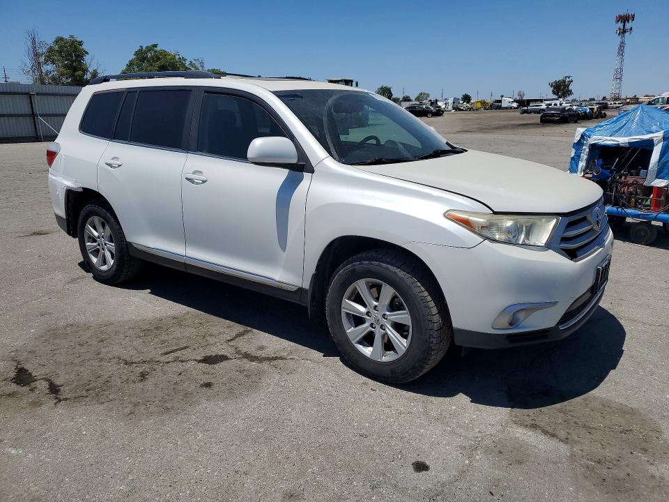 2011 Toyota Highlander მანქანა იყიდება აუქციონზე, vin: 5TDZK3EH6BS045591, აუქციონის ნომერი: 61225676