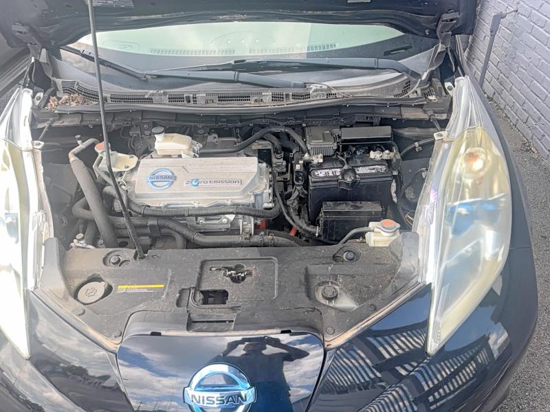 2011 Nissan Leaf მანქანა იყიდება აუქციონზე, vin: JN1AZ0CP1BT005036, აუქციონის ნომერი: 62499146