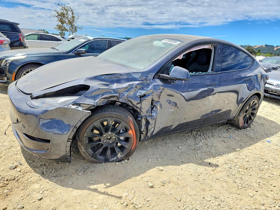 2023 Tesla Model Y მანქანა იყიდება აუქციონზე, vin: 7SAYGDEE9PF840285, აუქციონის ნომერი: 61000286