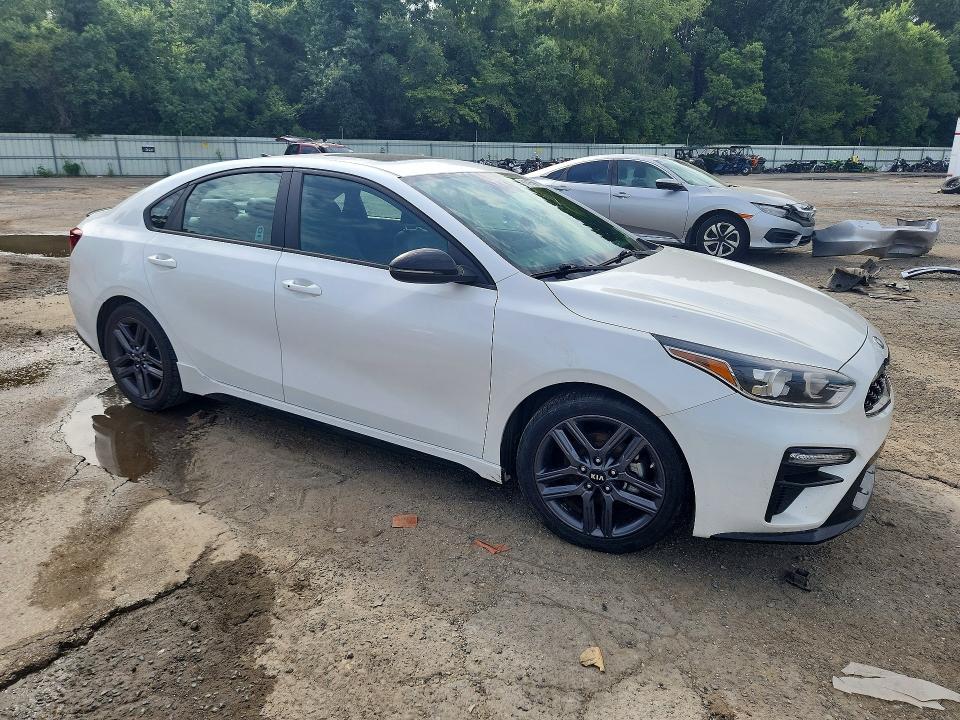 61415596 :رقم المزاد ، 3KPF34AD0ME330101 vin ، 2021 Kia Forte مزاد بيع