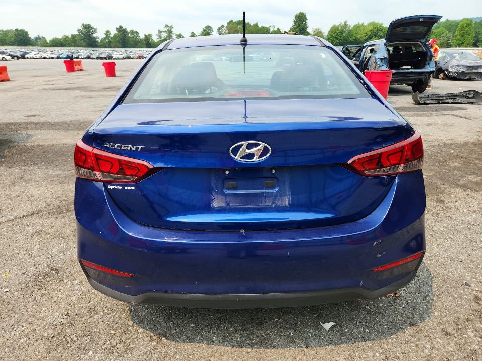 2018 Hyundai Accent მანქანა იყიდება აუქციონზე, vin: 3KPC24A38JE013899, აუქციონის ნომერი: 61434496