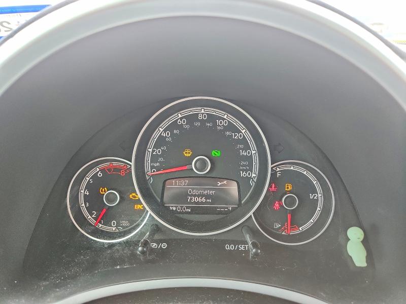 Продажа на аукционе авто 2018 Volkswagen Beetle, vin: 3VWJD7AT4JM710556, номер лота: 59984766