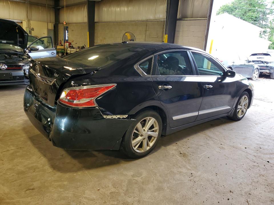 Продажа на аукционе авто 2015 Nissan Altima, vin: 1N4AL3AP1FC195046, номер лота: 60064116