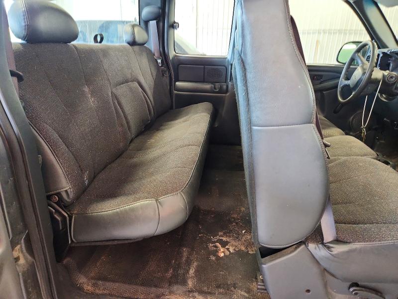 Aukcja sprzedaży 2002 Chevrolet Silverado, vin: 2GCEC19V521296156, numer aukcji: 61619946