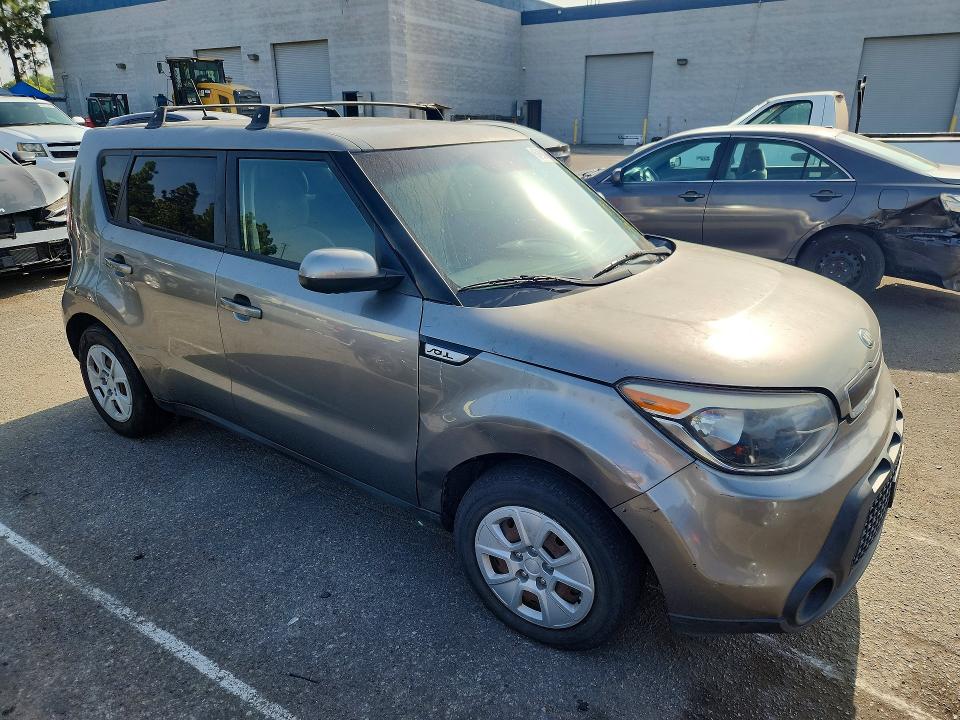 Auction sale of the 2016 Kia Soul, vin: KNDJN2A21G7255498, lot number: 62880666
