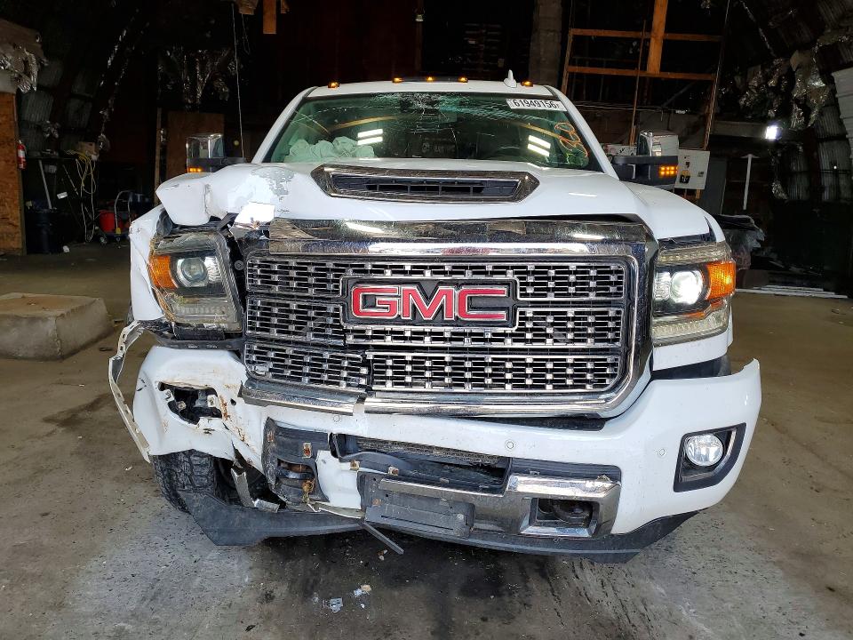 Продажа на аукционе авто 2018 Gmc Sierra, vin: 1GT12UEY4JF275924, номер лота: 61949156