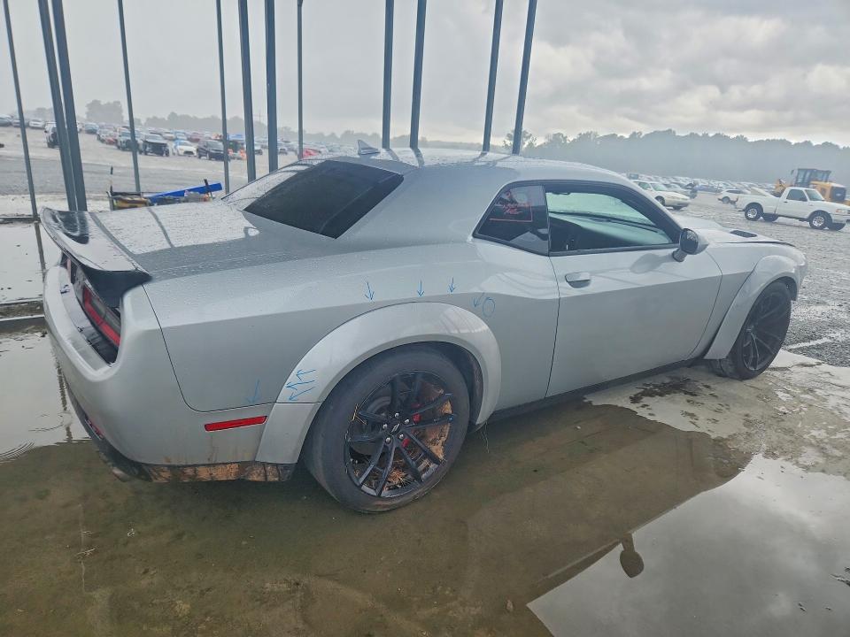 60662386 :رقم المزاد ، 2C3CDZFJ7NH233368 vin ، 2022 Dodge Challenger مزاد بيع