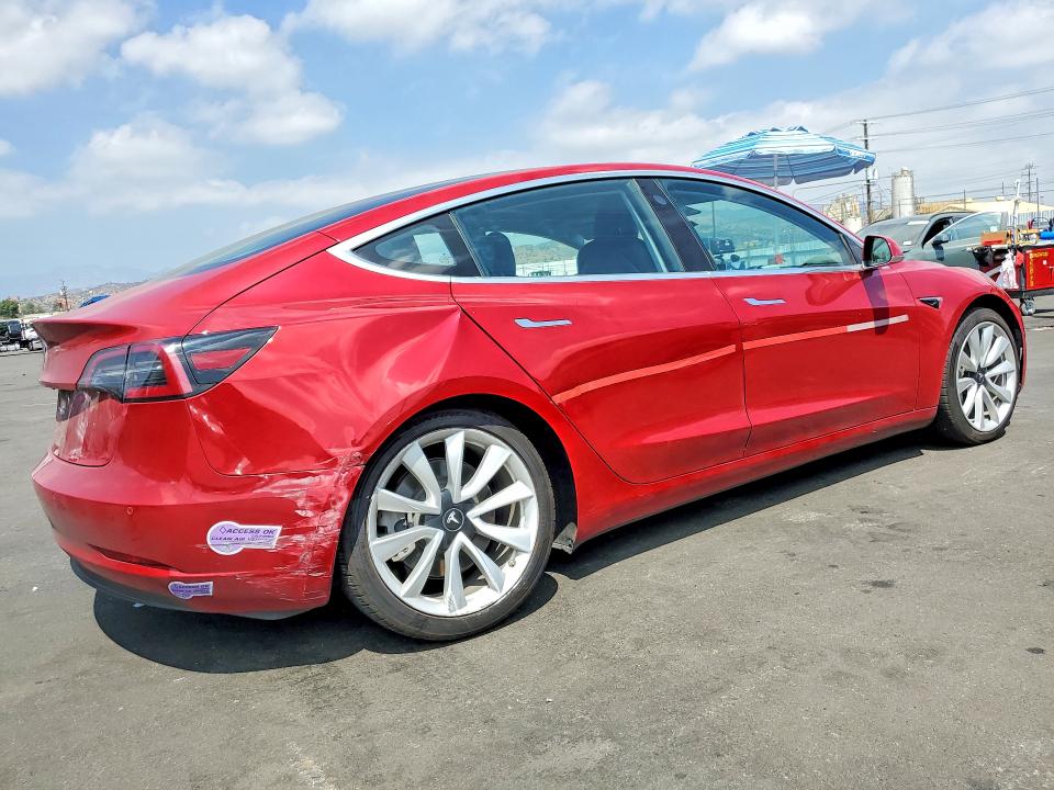 Продаж на аукціоні авто 2018 Tesla Model 3, vin: 5YJ3E1EA8JF126051, номер лоту: 59821356