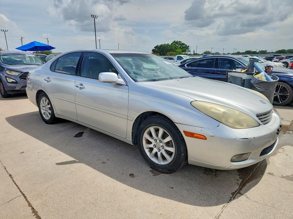 61030806 :رقم المزاد ، JTHBF30G730129863 vin ، 2003 Lexus Es مزاد بيع
