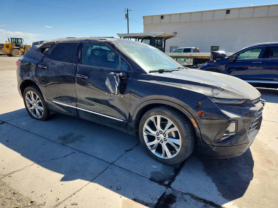 60822466 :رقم المزاد ، 3GNKBKRS8KS683202 vin ، 2019 Chevrolet Blazer مزاد بيع