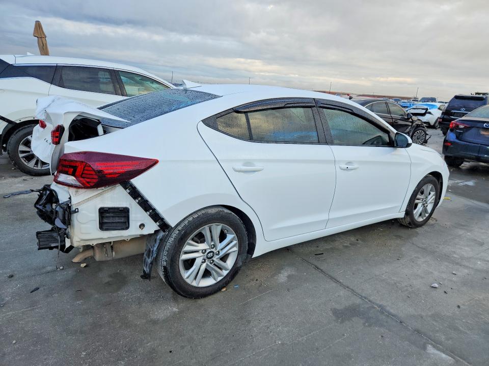 60560996 :رقم المزاد ، 5NPD84LF1LH577080 vin ، 2020 Hyundai Elantra مزاد بيع