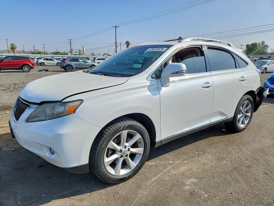 63033026 :رقم المزاد ، 2T2ZK1BA0BC042573 vin ، 2011 Lexus Rx مزاد بيع