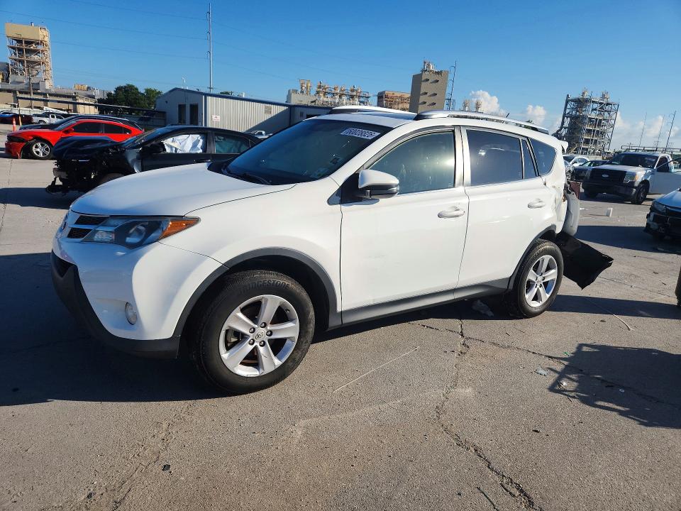 Auction sale of the 2014 Toyota Rav4, vin: JTMWFREV8EJ008737, lot number: 60028826