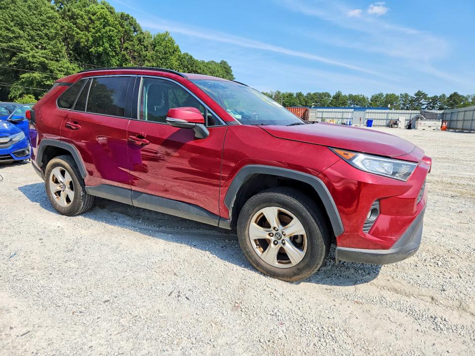 Продажа на аукционе авто 2019 Toyota Rav4, vin: 2T3W1RFV0KW032251, номер лота: 63306466