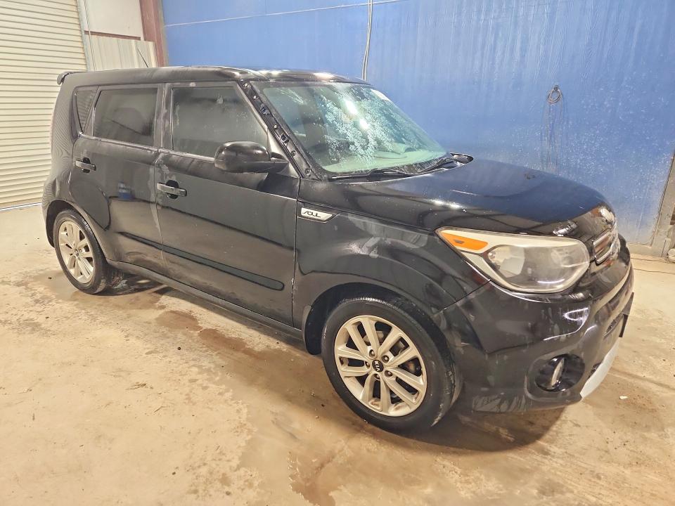 Продаж на аукціоні авто 2018 Kia Soul, vin: KNDJP3A50J7558497, номер лоту: 59596356